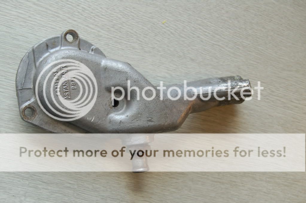 Triumph Stag 6 Vane Water Pump Cover Photo by cyphertech Photobucket